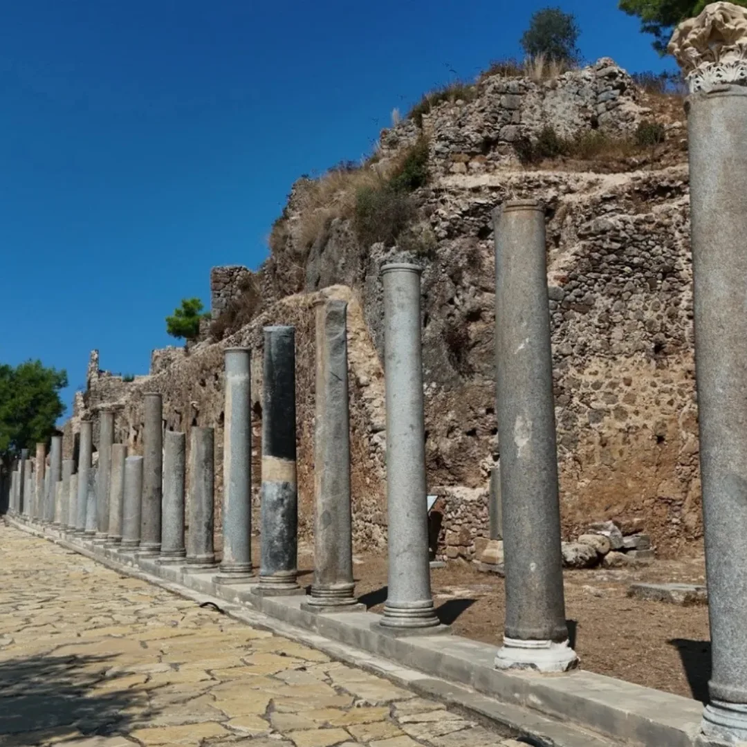 ALANYA'DAKİ SYEDRA ANTİK KENTİ'NE SEZONDA İLGİ YOĞUN OLDU